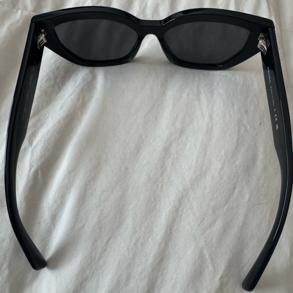 Prada 55 mm Butterfly Sunglasses AUTHENTIC - Picture 7 of 8